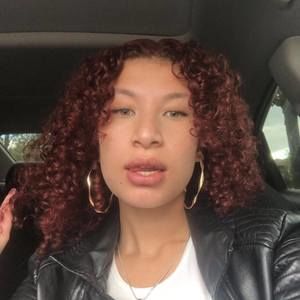 Meet your Posher, Janaia